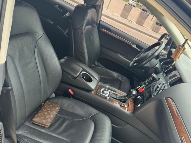 Черный Ауди Ку 7, объемом двигателя 3 л и пробегом 260 тыс. км за 19000 $, фото 13 на Automoto.ua