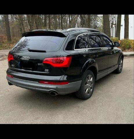 Чорний Ауді Ку 7, об'ємом двигуна 0 л та пробігом 210 тис. км за 16500 $, фото 2 на Automoto.ua