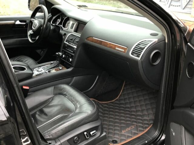 Черный Ауди Ку 7, объемом двигателя 3 л и пробегом 205 тыс. км за 9999 $, фото 8 на Automoto.ua