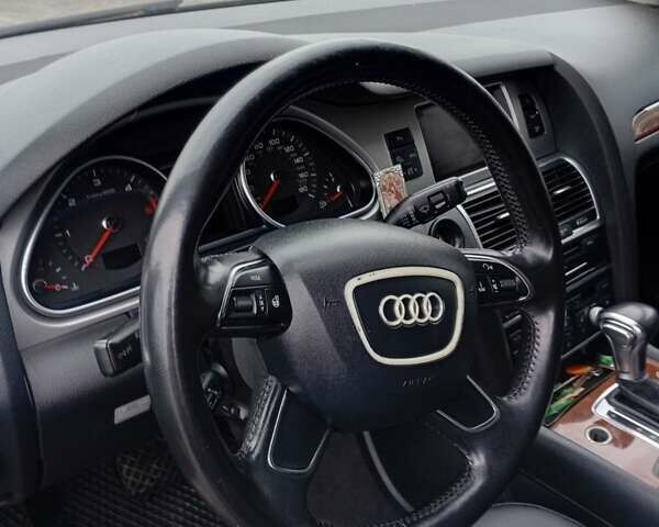 Черный Ауди Ку 7, объемом двигателя 3 л и пробегом 376 тыс. км за 15100 $, фото 12 на Automoto.ua