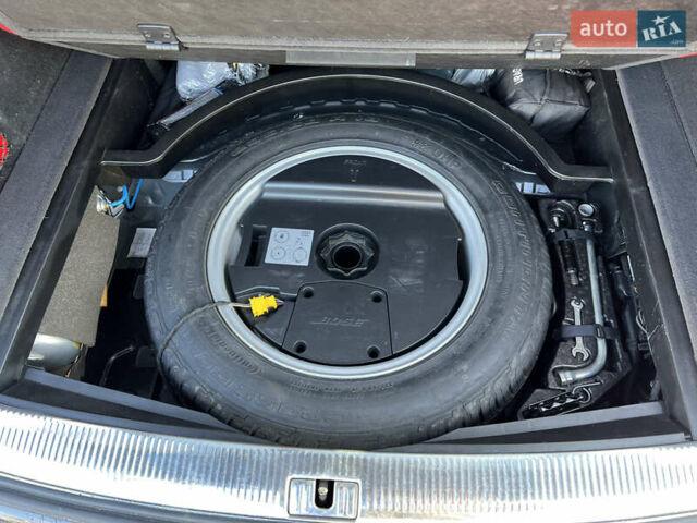 Чорний Ауді Ку 7, об'ємом двигуна 2.97 л та пробігом 154 тис. км за 28300 $, фото 22 на Automoto.ua