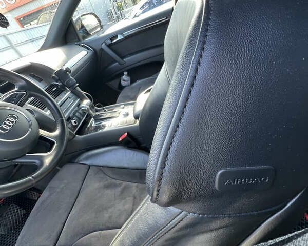 Чорний Ауді Ку 7, об'ємом двигуна 2.97 л та пробігом 154 тис. км за 28300 $, фото 68 на Automoto.ua