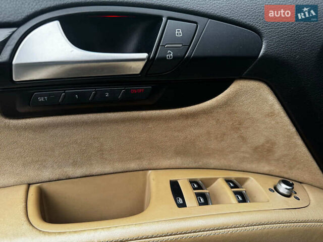 Чорний Ауді Ку 7, об'ємом двигуна 3 л та пробігом 225 тис. км за 23490 $, фото 23 на Automoto.ua