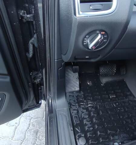 Чорний Ауді Ку 7, об'ємом двигуна 3 л та пробігом 403 тис. км за 18300 $, фото 8 на Automoto.ua