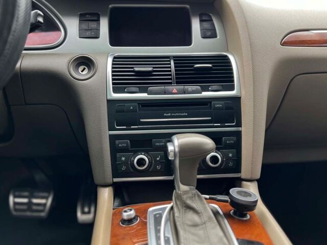 Черный Ауди Ку 7, объемом двигателя 3 л и пробегом 225 тыс. км за 21850 $, фото 12 на Automoto.ua