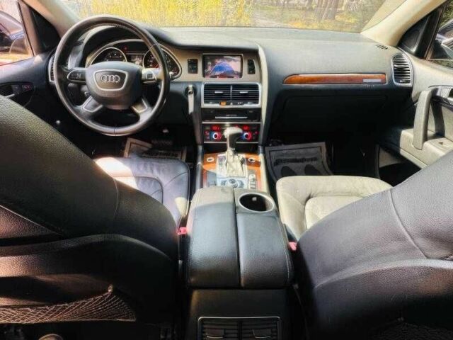 Черный Ауди Ку 7, объемом двигателя 3 л и пробегом 132 тыс. км за 9900 $, фото 7 на Automoto.ua