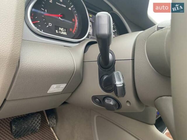 Черный Ауди Ку 7, объемом двигателя 2.97 л и пробегом 195 тыс. км за 18700 $, фото 3 на Automoto.ua