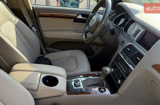 Чорний Ауді Ку 7, об'ємом двигуна 2.97 л та пробігом 289 тис. км за 16400 $, фото 11 на Automoto.ua