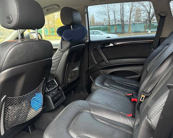 Черный Ауди Ку 7, объемом двигателя 2.97 л и пробегом 275 тыс. км за 21000 $, фото 18 на Automoto.ua