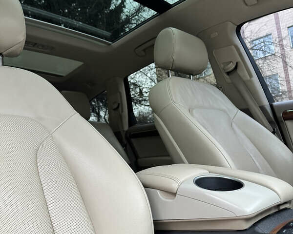 Черный Ауди Ку 7, объемом двигателя 3 л и пробегом 195 тыс. км за 15000 $, фото 20 на Automoto.ua