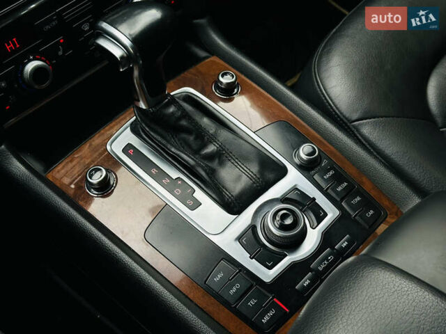 Черный Ауди Ку 7, объемом двигателя 3 л и пробегом 244 тыс. км за 14500 $, фото 34 на Automoto.ua