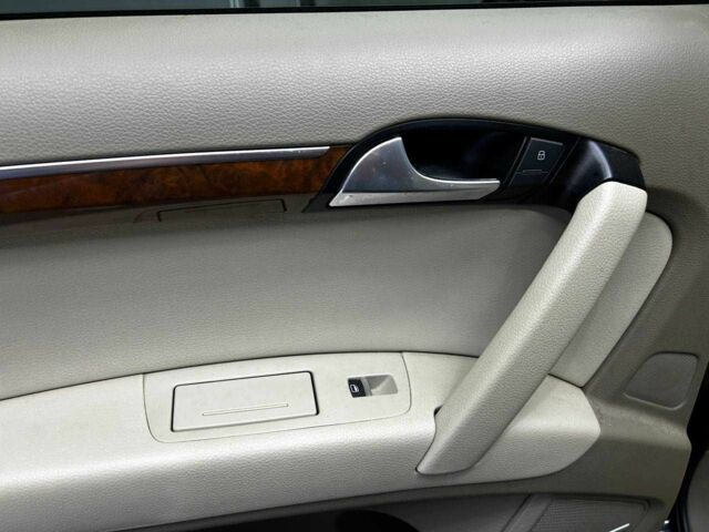 Черный Ауди Ку 7, объемом двигателя 3 л и пробегом 259 тыс. км за 13300 $, фото 12 на Automoto.ua