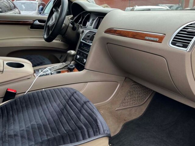 Черный Ауди Ку 7, объемом двигателя 3 л и пробегом 225 тыс. км за 21850 $, фото 14 на Automoto.ua