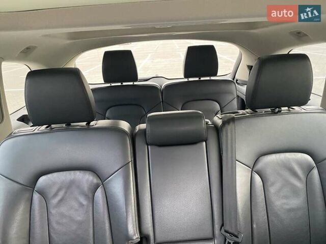 Черный Ауди Ку 7, объемом двигателя 2.97 л и пробегом 165 тыс. км за 21000 $, фото 9 на Automoto.ua
