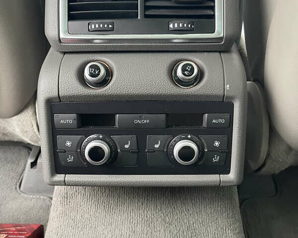 Чорний Ауді Ку 7, об'ємом двигуна 3 л та пробігом 295 тис. км за 18600 $, фото 9 на Automoto.ua