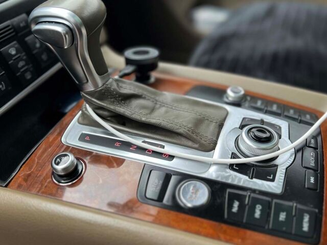 Черный Ауди Ку 7, объемом двигателя 3 л и пробегом 225 тыс. км за 21850 $, фото 9 на Automoto.ua