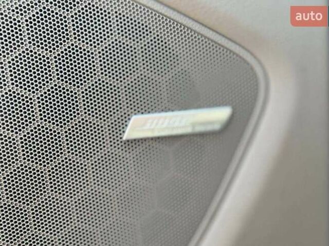 Черный Ауди Ку 7, объемом двигателя 3 л и пробегом 259 тыс. км за 13300 $, фото 5 на Automoto.ua