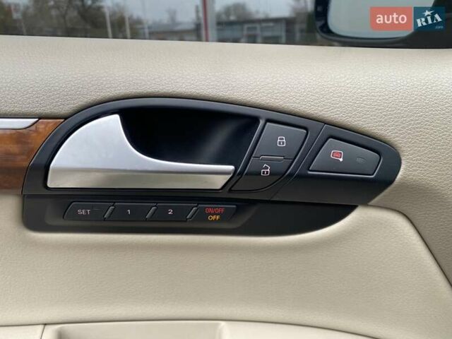 Черный Ауди Ку 7, объемом двигателя 2.97 л и пробегом 195 тыс. км за 18700 $, фото 6 на Automoto.ua