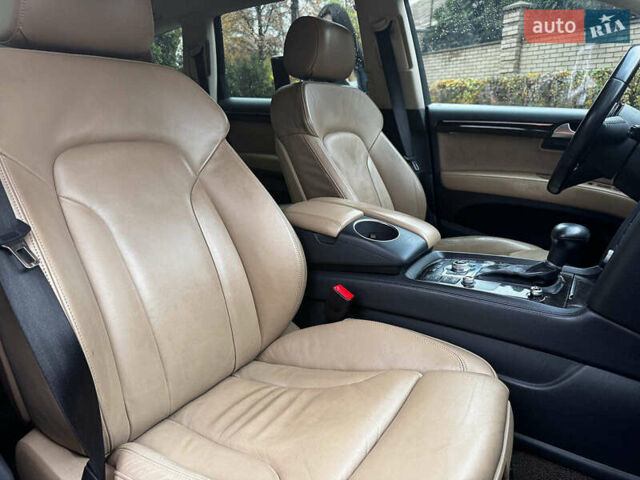 Чорний Ауді Ку 7, об'ємом двигуна 3 л та пробігом 225 тис. км за 23490 $, фото 43 на Automoto.ua