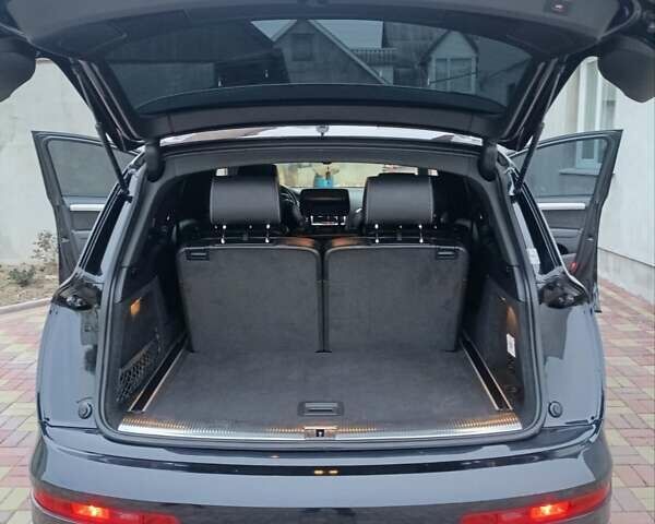 Черный Ауди Ку 7, объемом двигателя 2.97 л и пробегом 224 тыс. км за 22500 $, фото 23 на Automoto.ua