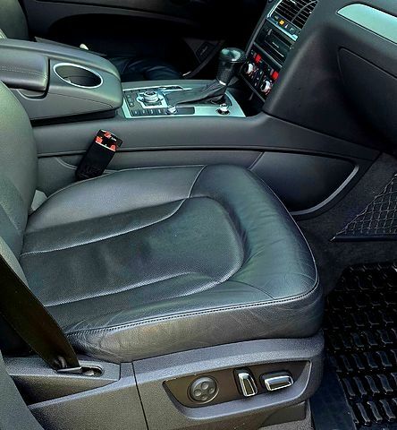 Черный Ауди Ку 7, объемом двигателя 3 л и пробегом 270 тыс. км за 18555 $, фото 9 на Automoto.ua