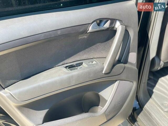 Ауди Ку 7 2013 в Одессе на Automoto.ua Черный Ауди Ку 7, объемом двигателя 2.97 л и пробегом 198 тыс. км за 19400 $, фото 12 на Automoto.ua