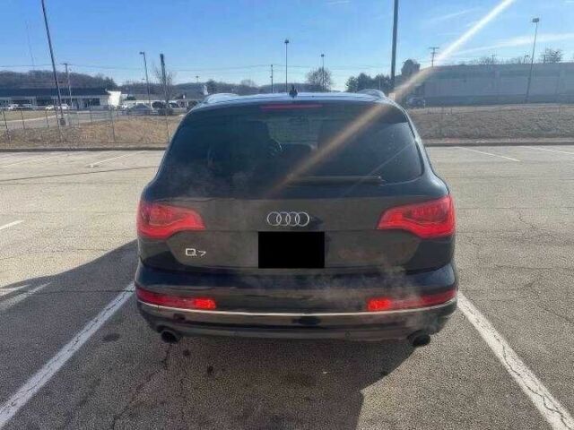 Чорний Ауді Ку 7, об'ємом двигуна 3 л та пробігом 150 тис. км за 11000 $, фото 5 на Automoto.ua