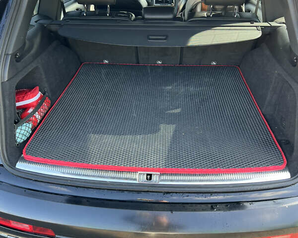 Чорний Ауді Ку 7, об'ємом двигуна 2.97 л та пробігом 154 тис. км за 28300 $, фото 20 на Automoto.ua