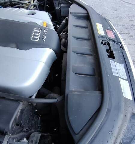 Чорний Ауді Ку 7, об'ємом двигуна 3 л та пробігом 403 тис. км за 18300 $, фото 12 на Automoto.ua