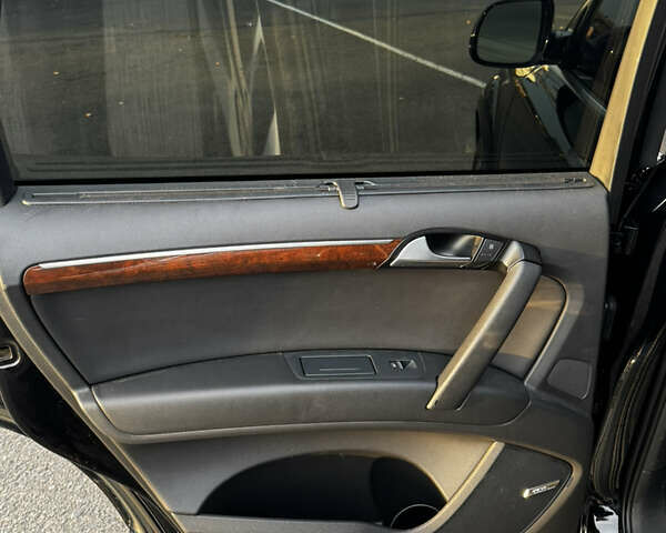 Черный Ауди Ку 7, объемом двигателя 2.97 л и пробегом 317 тыс. км за 16900 $, фото 45 на Automoto.ua