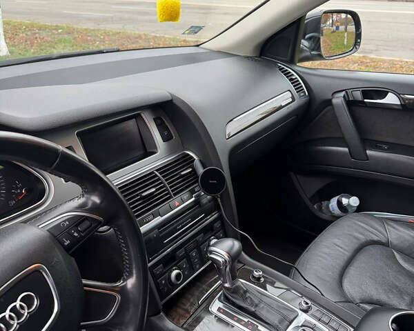 Черный Ауди Ку 7, объемом двигателя 2.97 л и пробегом 275 тыс. км за 21000 $, фото 14 на Automoto.ua