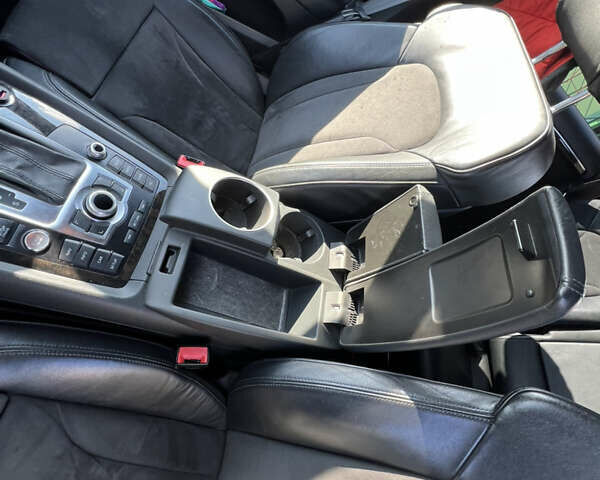 Чорний Ауді Ку 7, об'ємом двигуна 2.97 л та пробігом 154 тис. км за 28300 $, фото 62 на Automoto.ua