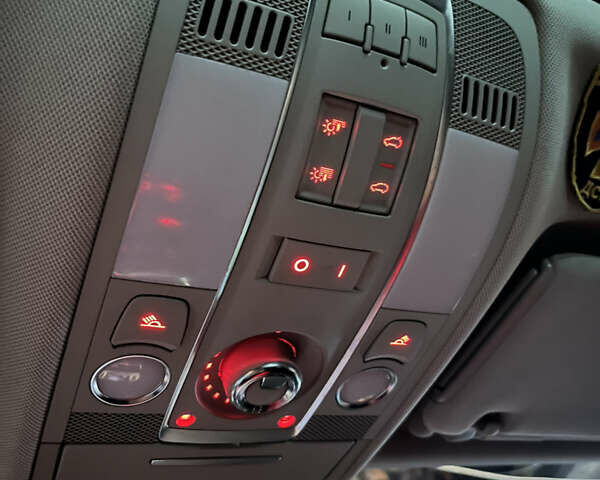 Ауди Ку 7 2013 в Черновцах на Automoto.ua Черный Ауди Ку 7, объемом двигателя 3 л и пробегом 176 тыс. км за 17900 $, фото 20 на Automoto.ua
