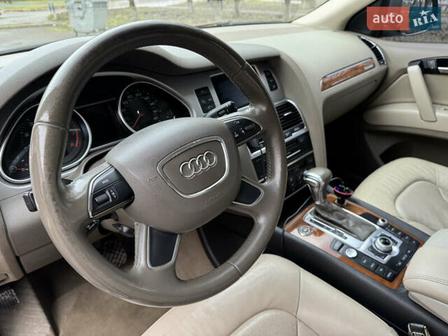 Черный Ауди Ку 7, объемом двигателя 3 л и пробегом 195 тыс. км за 15000 $, фото 8 на Automoto.ua