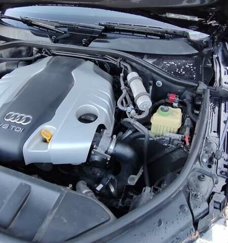 Чорний Ауді Ку 7, об'ємом двигуна 3 л та пробігом 403 тис. км за 18300 $, фото 10 на Automoto.ua