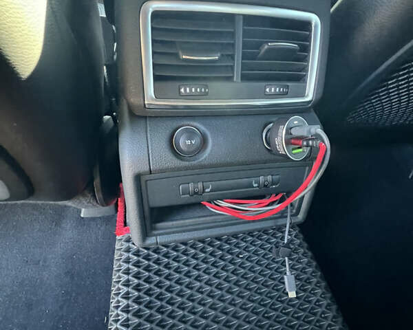 Чорний Ауді Ку 7, об'ємом двигуна 2.97 л та пробігом 154 тис. км за 28300 $, фото 59 на Automoto.ua