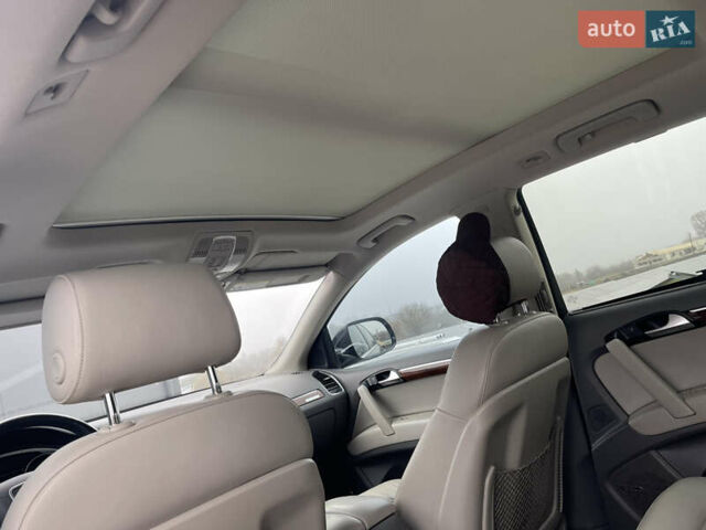 Чорний Ауді Ку 7, об'ємом двигуна 3 л та пробігом 295 тис. км за 18600 $, фото 14 на Automoto.ua