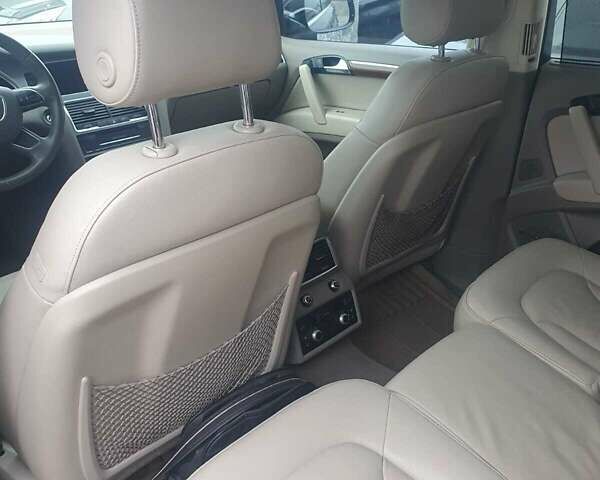 Чорний Ауді Ку 7, об'ємом двигуна 3 л та пробігом 309 тис. км за 18900 $, фото 74 на Automoto.ua