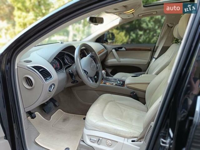 Чорний Ауді Ку 7, об'ємом двигуна 3 л та пробігом 223 тис. км за 18300 $, фото 15 на Automoto.ua