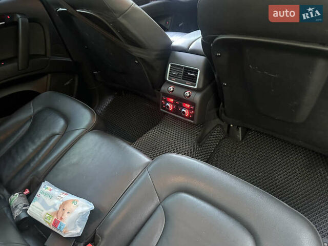 Черный Ауди Ку 7, объемом двигателя 3 л и пробегом 297 тыс. км за 19000 $, фото 27 на Automoto.ua