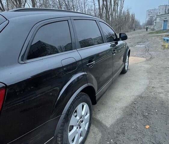 Чорний Ауді Ку 7, об'ємом двигуна 3 л та пробігом 199 тис. км за 19000 $, фото 3 на Automoto.ua