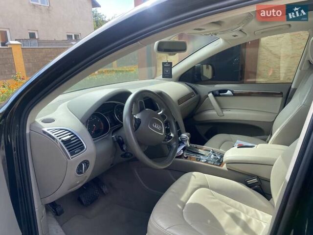 Черный Ауди Ку 7, объемом двигателя 3 л и пробегом 110 тыс. км за 18000 $, фото 6 на Automoto.ua