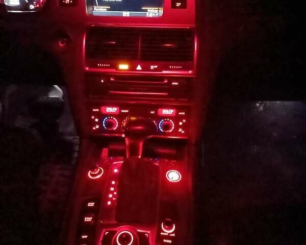 Чорний Ауді Ку 7, об'ємом двигуна 3 л та пробігом 154 тис. км за 15000 $, фото 29 на Automoto.ua