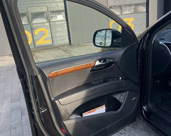 Черный Ауди Ку 7, объемом двигателя 2.97 л и пробегом 240 тыс. км за 19000 $, фото 20 на Automoto.ua