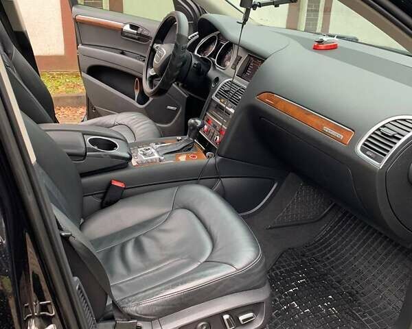 Черный Ауди Ку 7, объемом двигателя 3 л и пробегом 196 тыс. км за 18000 $, фото 12 на Automoto.ua