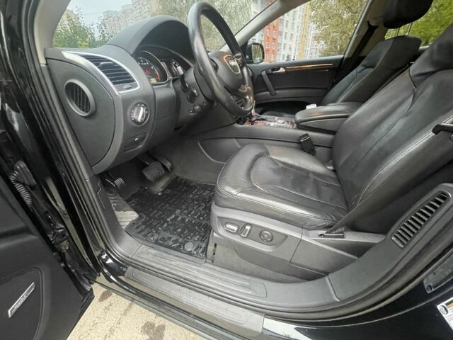 Черный Ауди Ку 7, объемом двигателя 3 л и пробегом 309 тыс. км за 12700 $, фото 6 на Automoto.ua