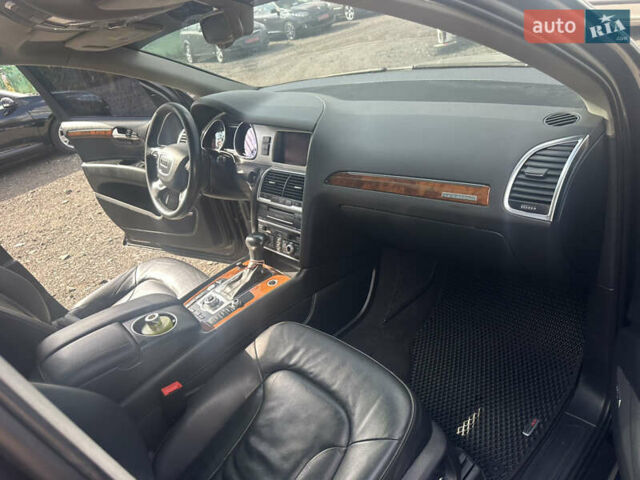 Черный Ауди Ку 7, объемом двигателя 3 л и пробегом 297 тыс. км за 19000 $, фото 36 на Automoto.ua