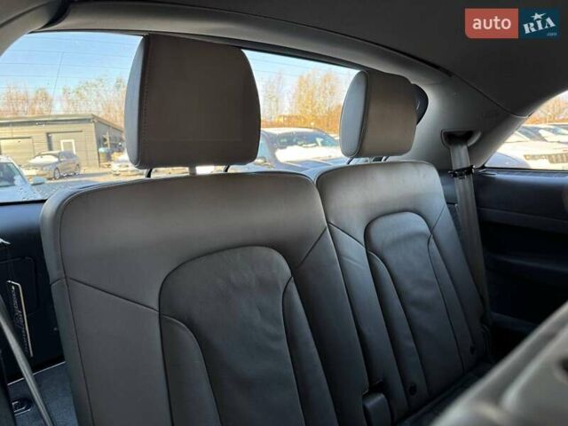 Чорний Ауді Ку 7, об'ємом двигуна 2.97 л та пробігом 265 тис. км за 16900 $, фото 73 на Automoto.ua