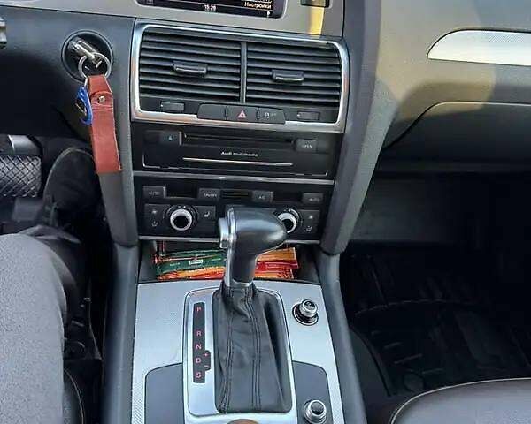 Черный Ауди Ку 7, объемом двигателя 2.97 л и пробегом 180 тыс. км за 22000 $, фото 8 на Automoto.ua