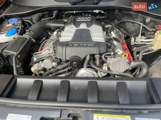 Черный Ауди Ку 7, объемом двигателя 3 л и пробегом 110 тыс. км за 18000 $, фото 4 на Automoto.ua